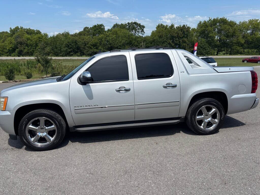 2012 CHEVROLET Avalanche