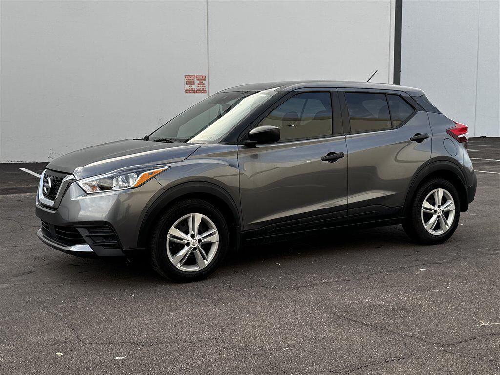 2020 NISSAN Kicks