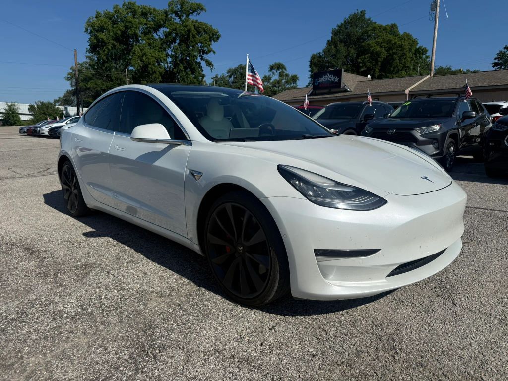 2020 TESLA Model 3