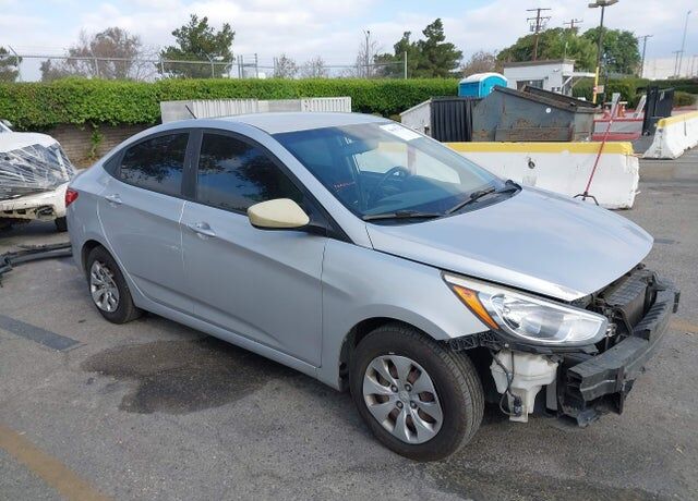 2017 HYUNDAI Accent