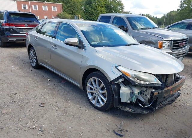 2014 TOYOTA Avalon