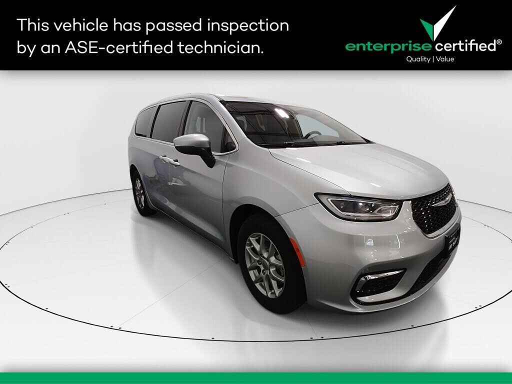 2023 CHRYSLER Pacifica