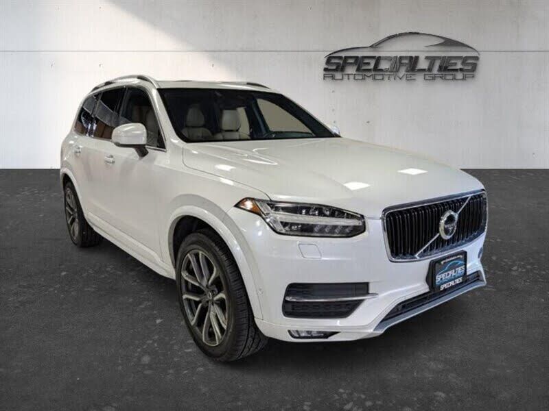 2017 VOLVO XC90