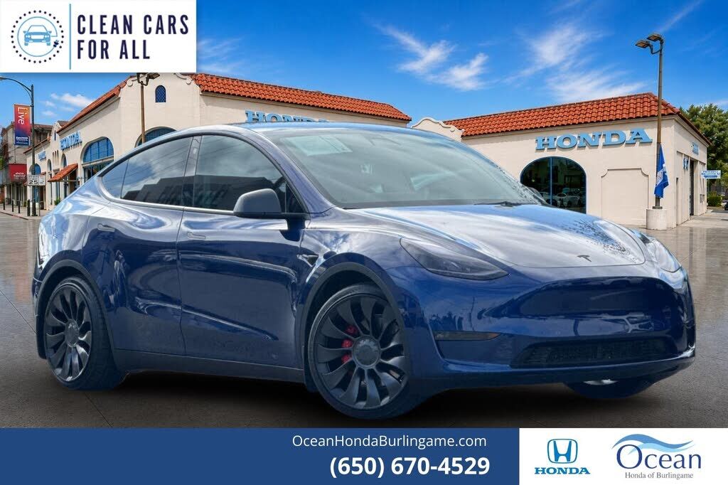 2022 TESLA Model Y