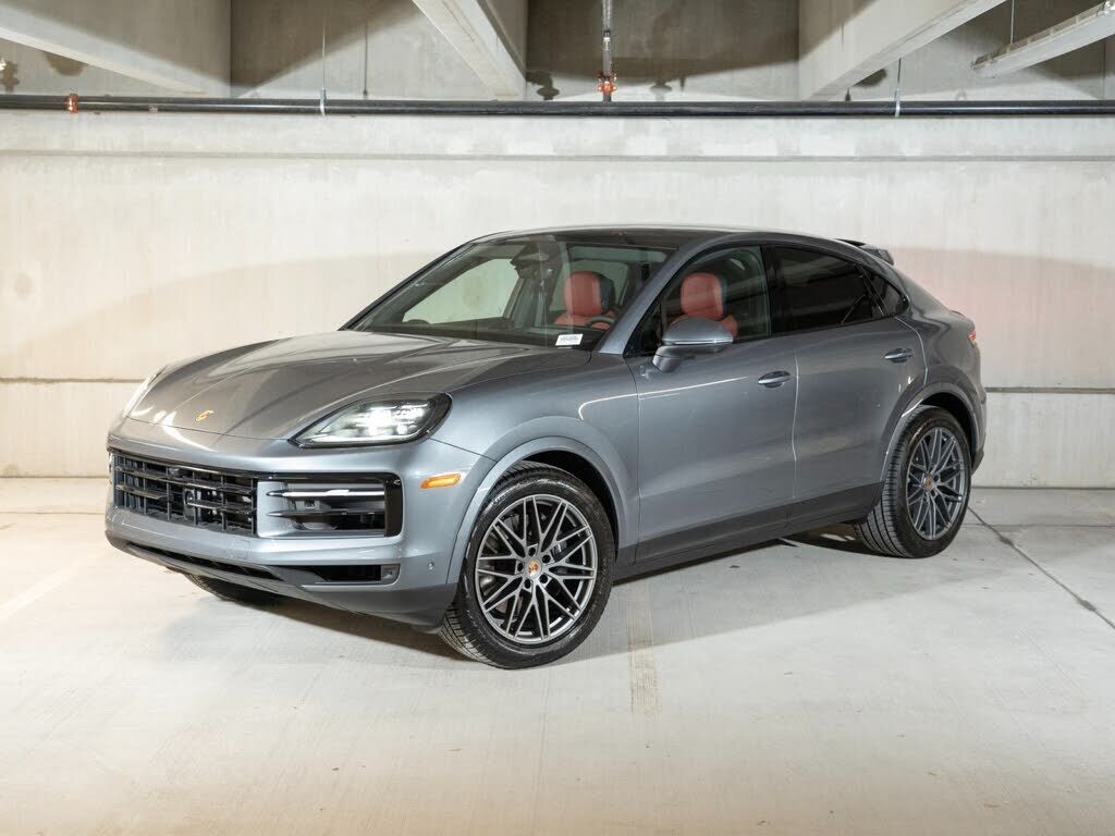 2026 PORSCHE Cayenne