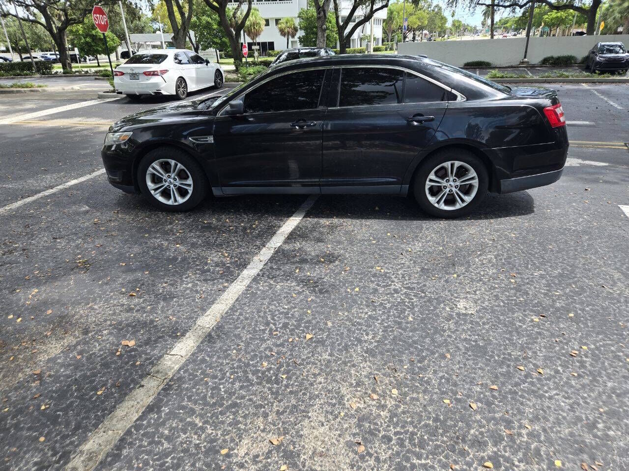 2015 FORD Taurus