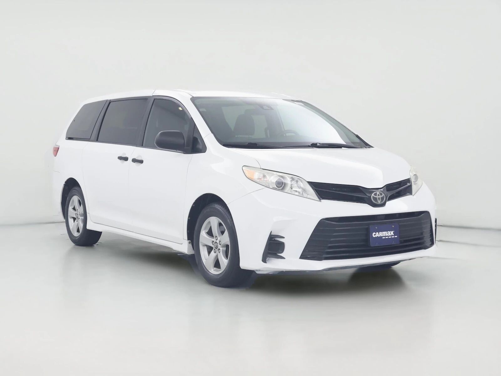 2019 TOYOTA Sienna