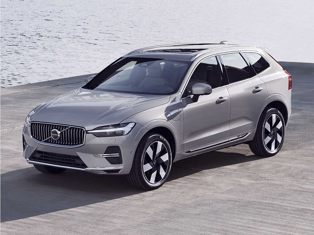 2023 VOLVO XC60