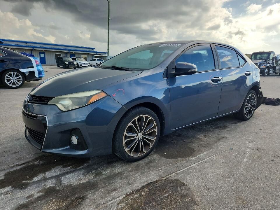 2015 TOYOTA Corolla
