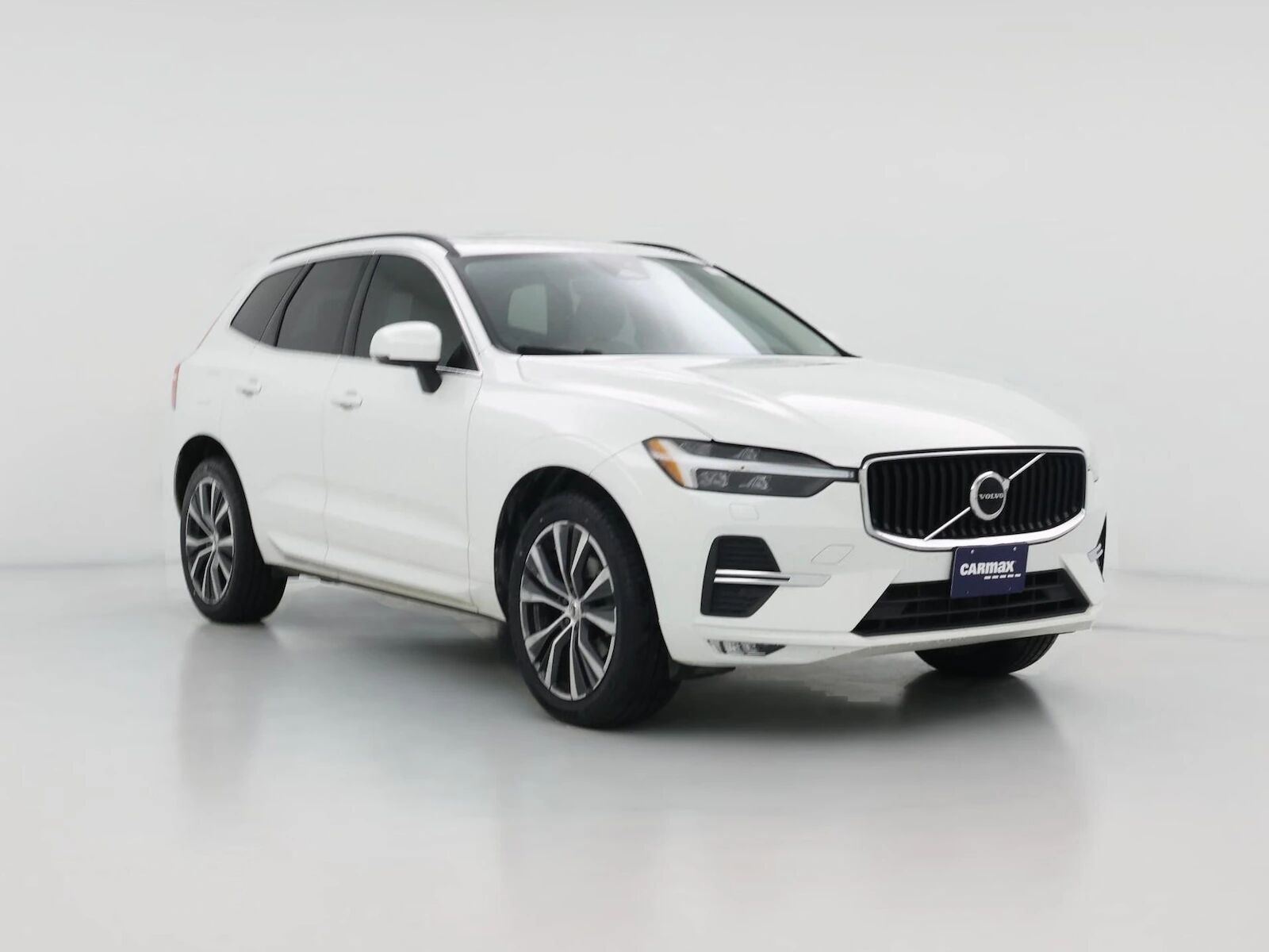 2022 VOLVO XC60