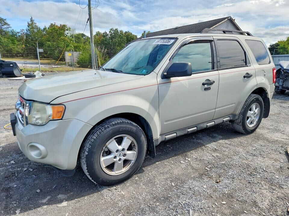 2009 FORD Escape