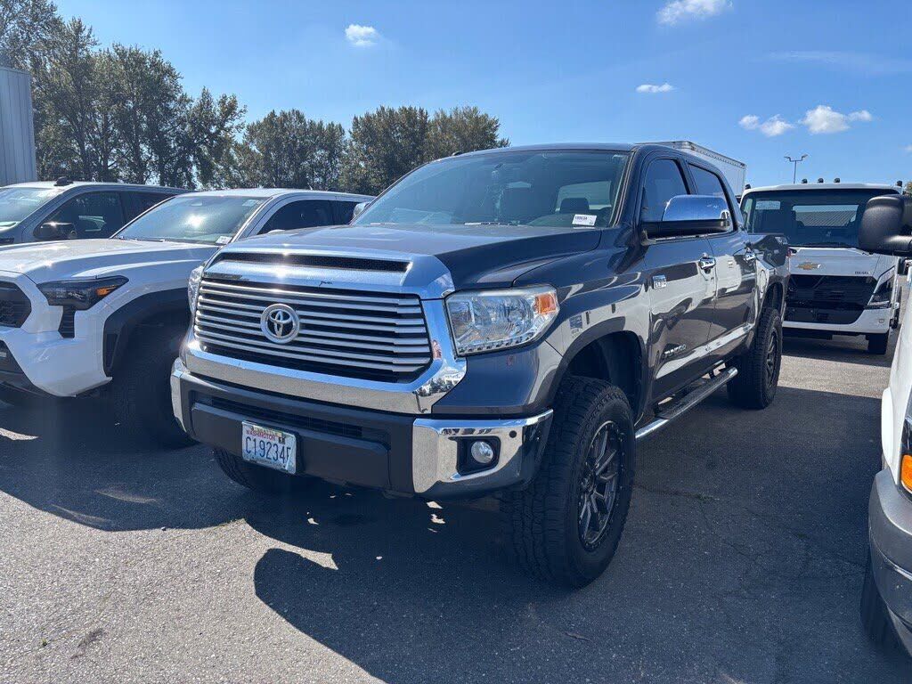 2016 TOYOTA Tundra