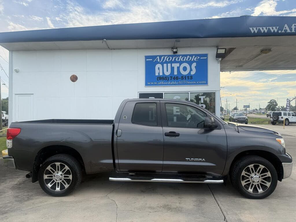 2013 TOYOTA Tundra