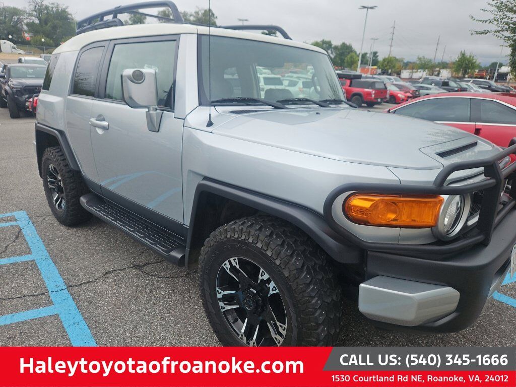 2008 TOYOTA FJ Cruiser