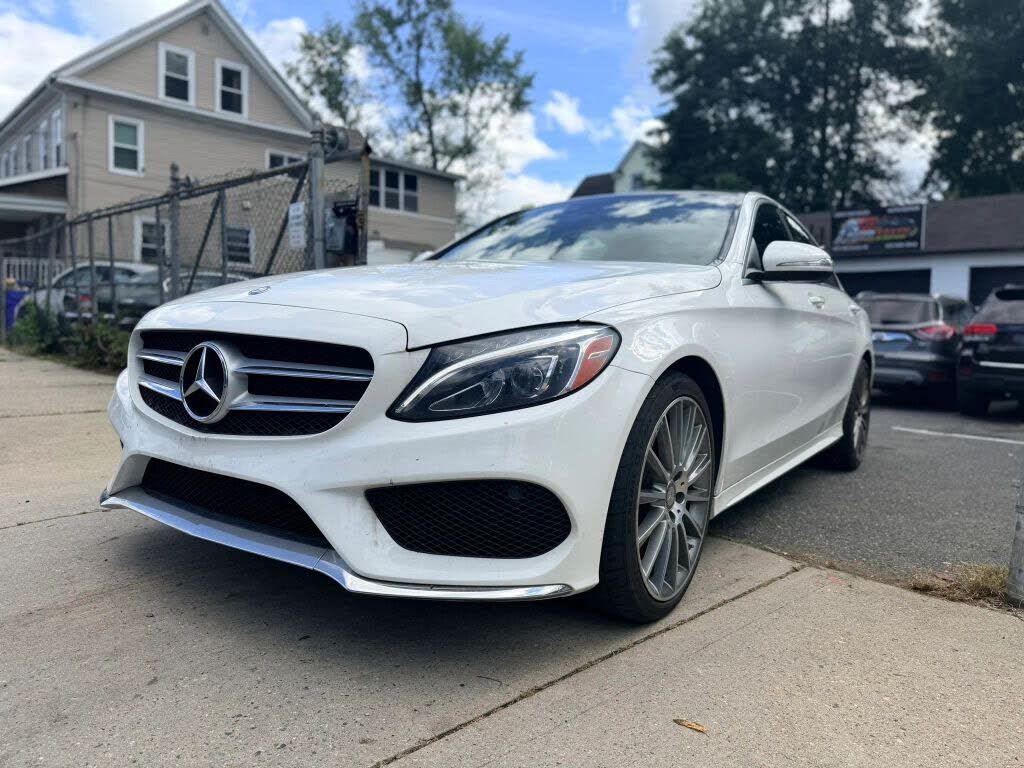 2015 MERCEDES-BENZ C-Class