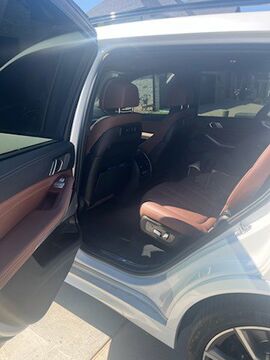 2022 BMW X7