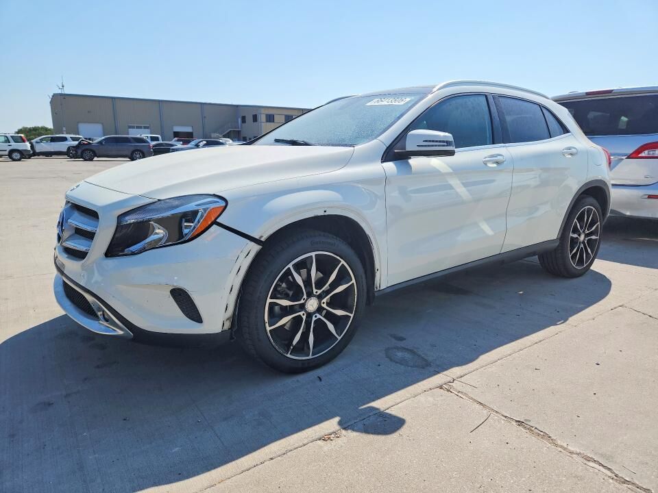 2016 MERCEDES-BENZ GLA-Class