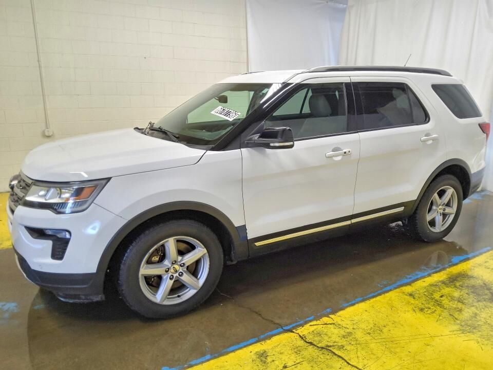 2018 FORD Explorer