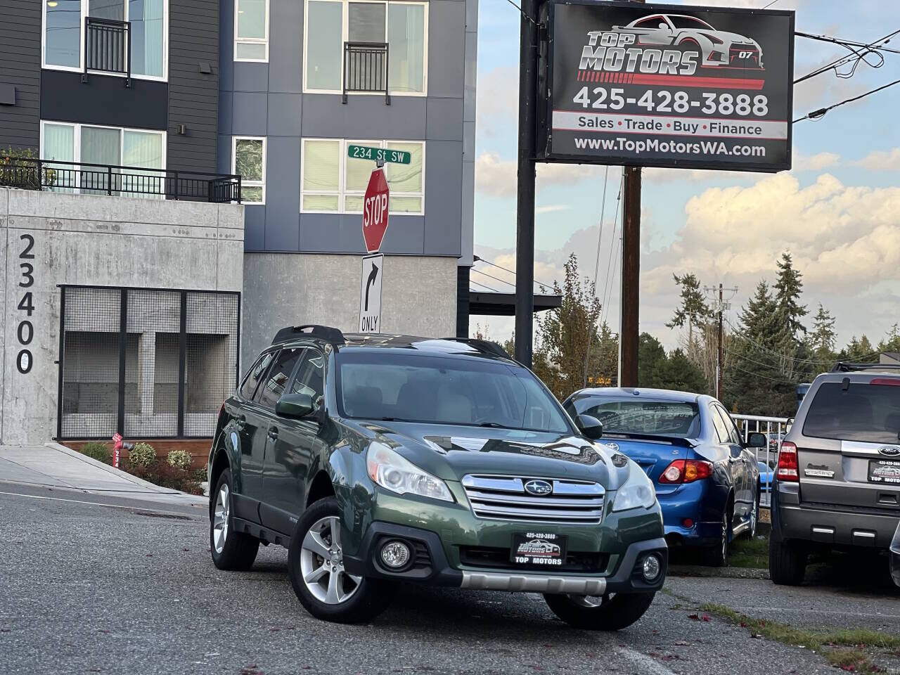 2013 SUBARU Outback
