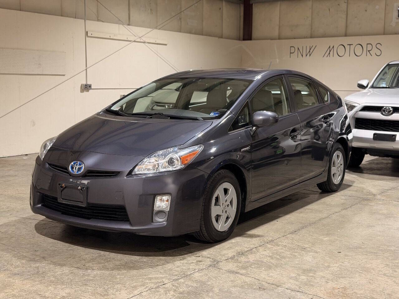 2011 TOYOTA PRIUS