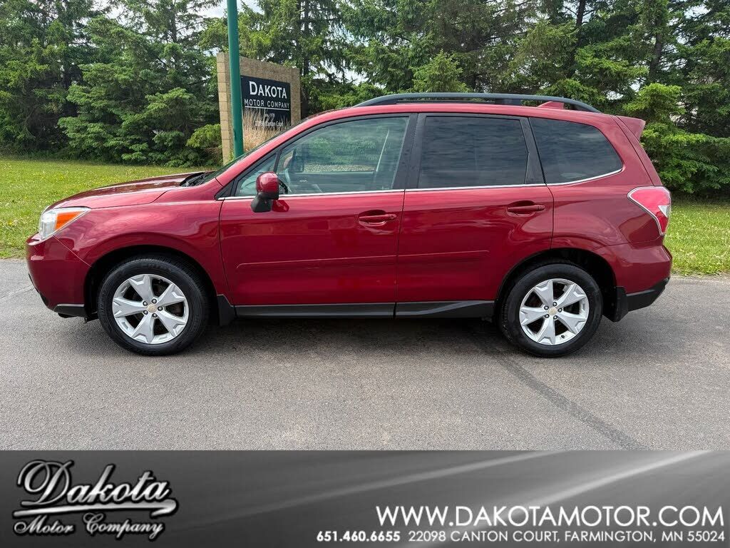 2016 SUBARU Forester