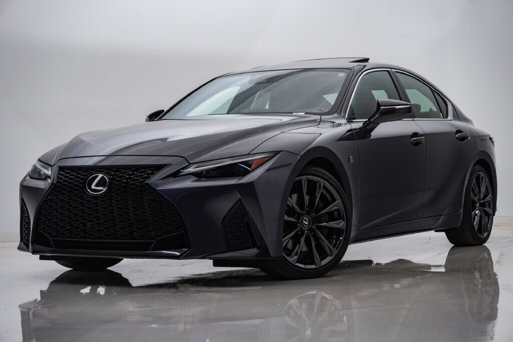 2025 LEXUS IS