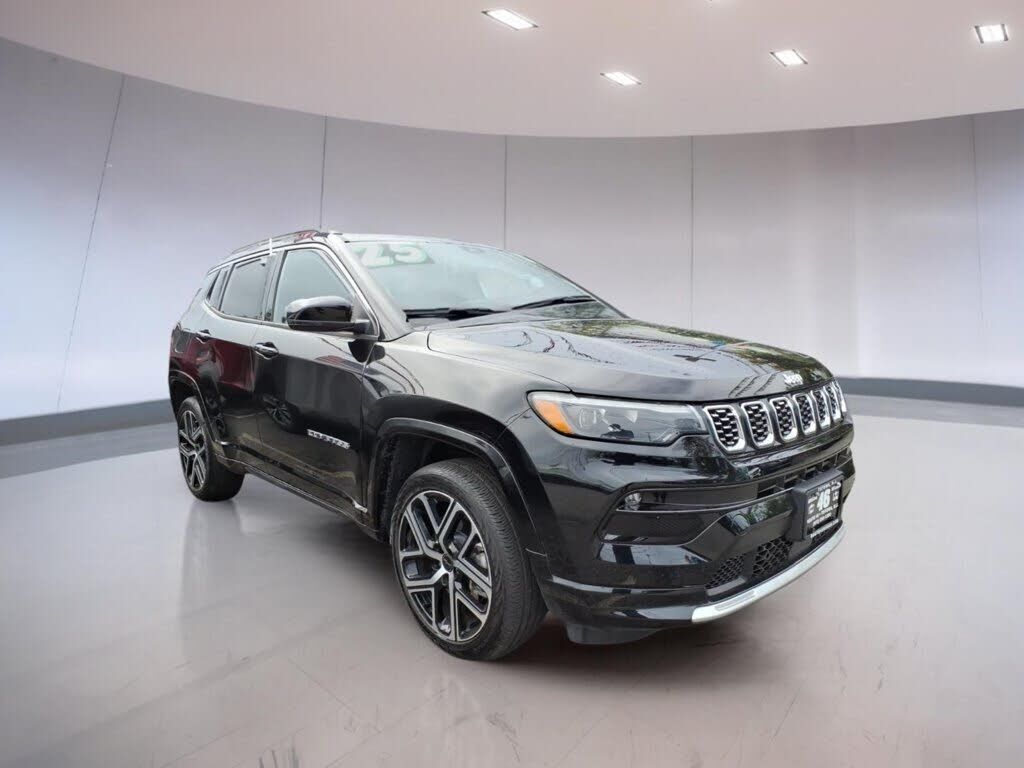 2025 JEEP Compass