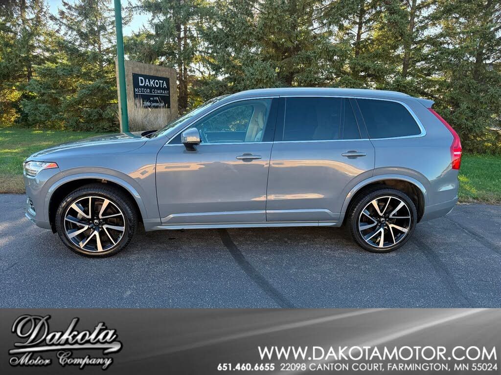 2020 VOLVO XC90