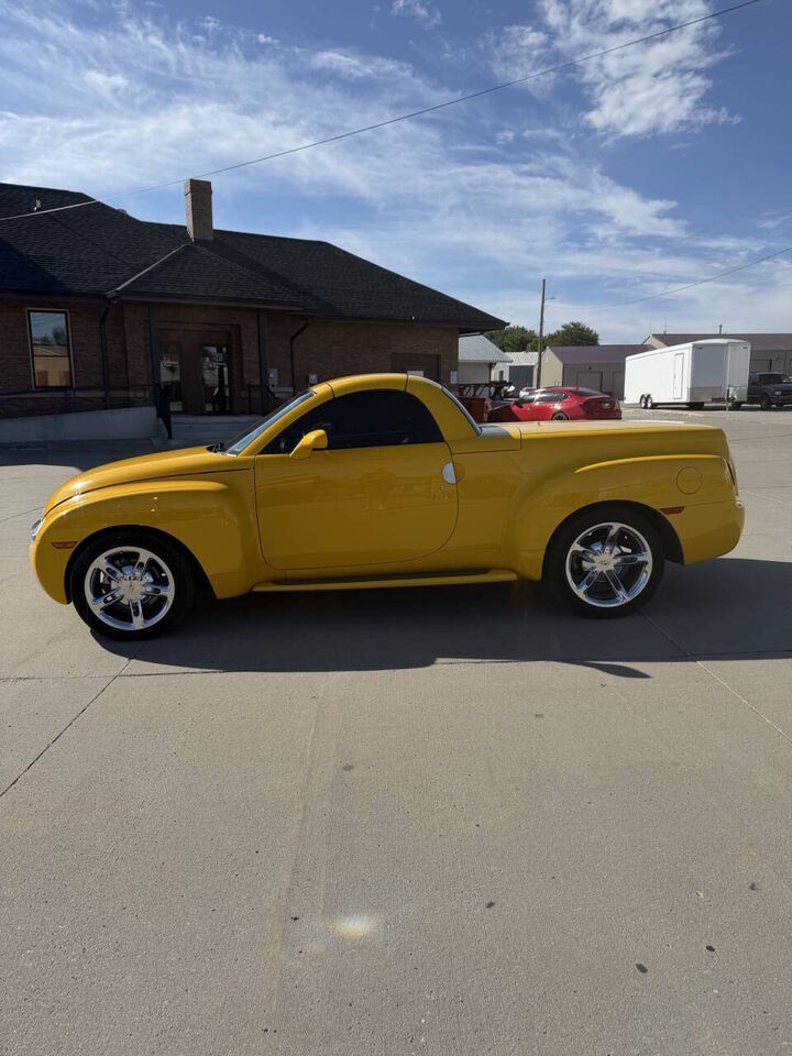 2005 CHEVROLET SSR