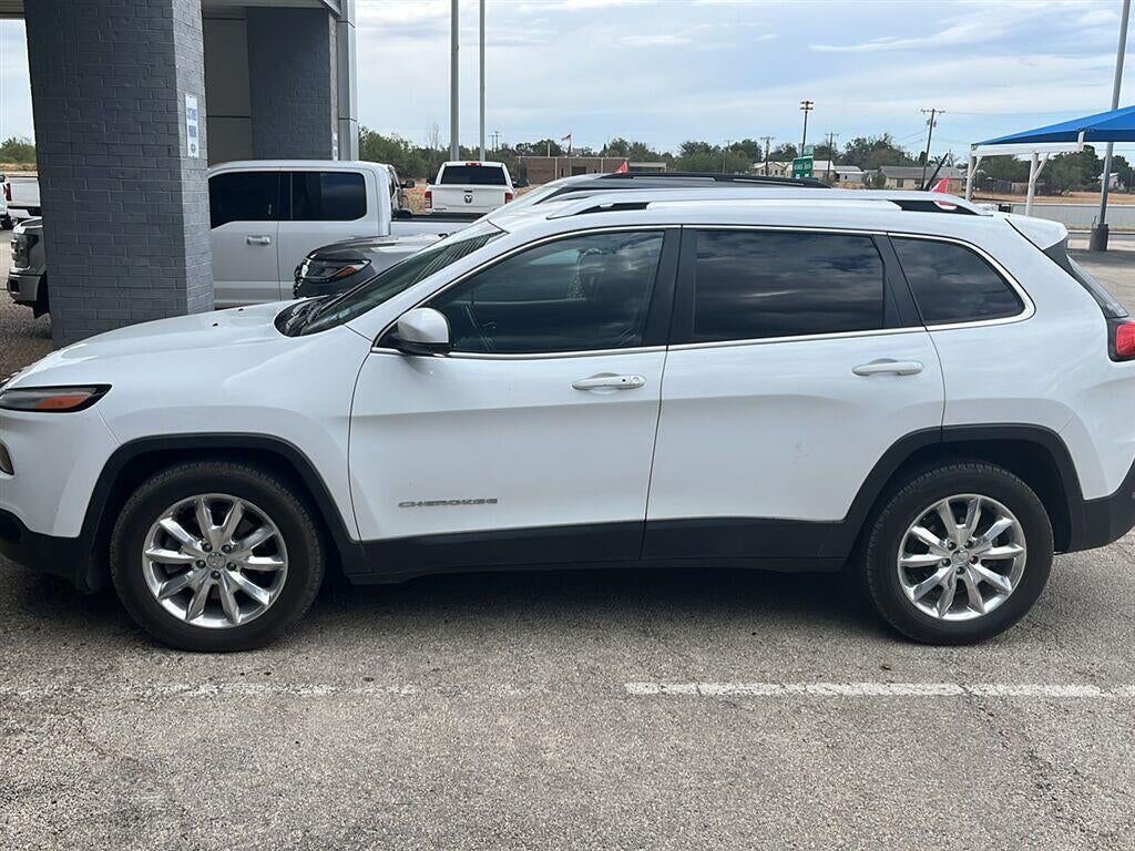 2016 JEEP Cherokee