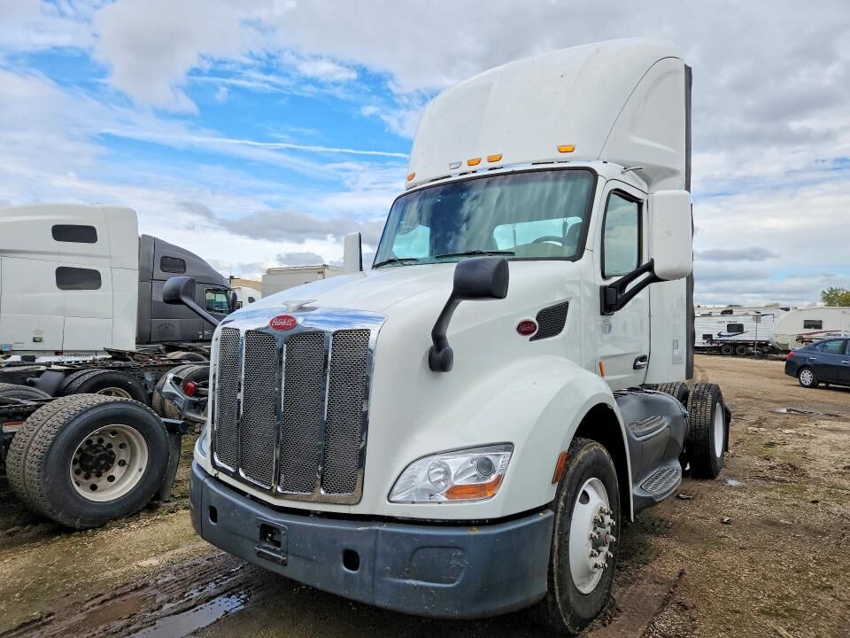 2018 PETERBILT 579