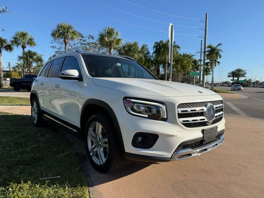 2021 Mercedes-Benz GLB-Class