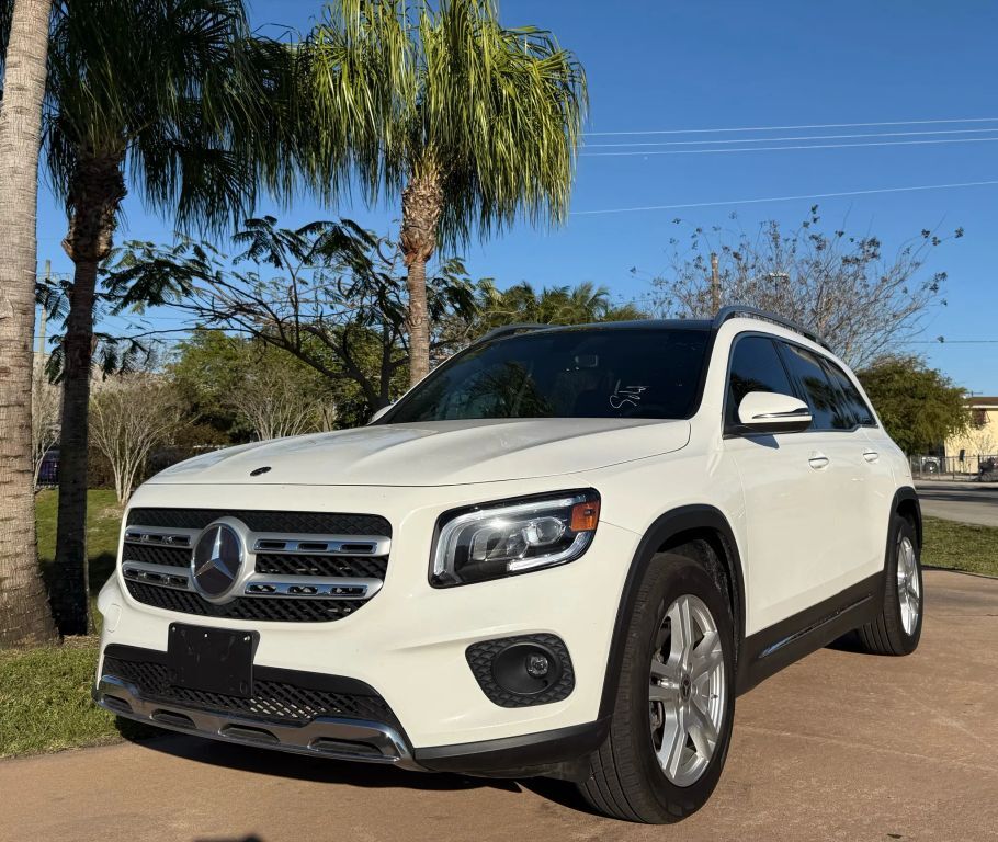 2021 MERCEDES-BENZ GLB-Class