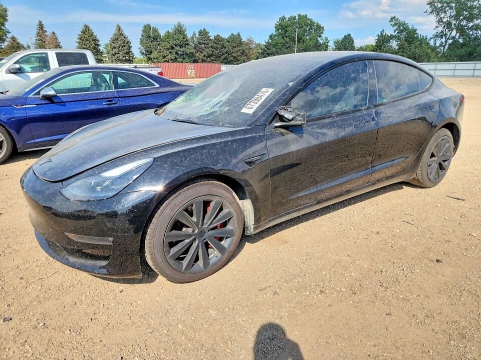 2023 TESLA Model 3