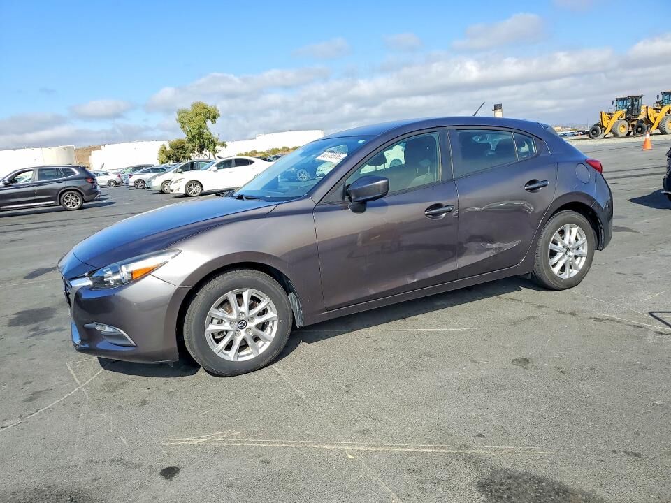 2018 MAZDA Mazda3