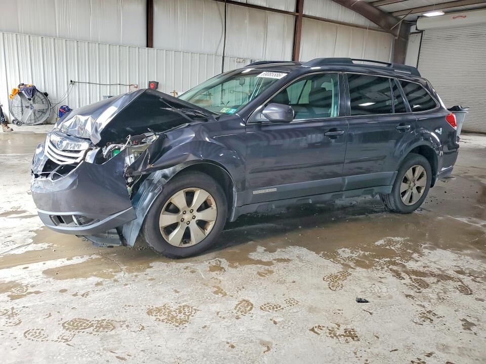 2011 SUBARU Outback