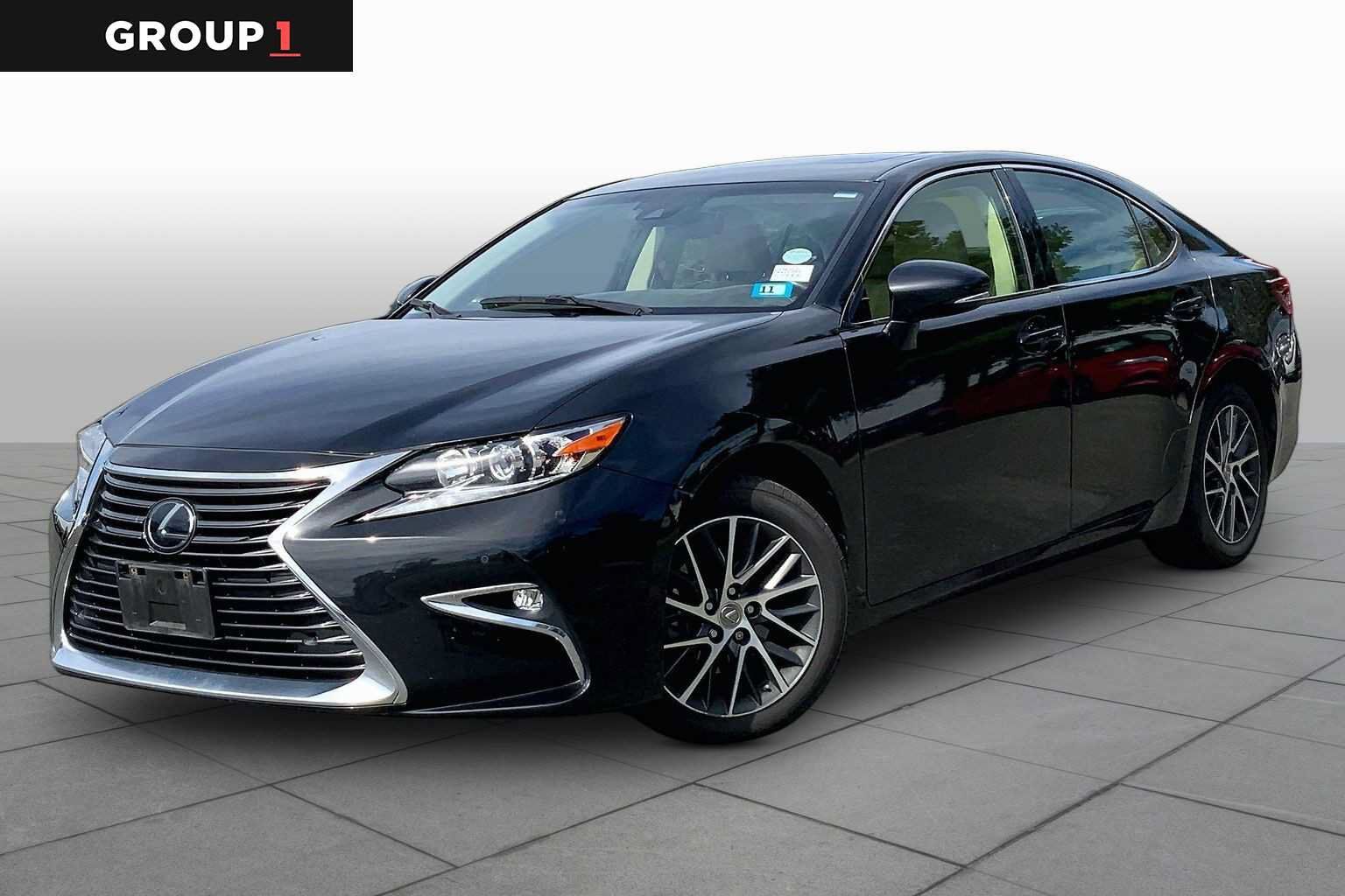 2017 LEXUS ES