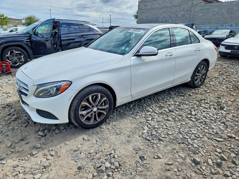 2015 MERCEDES-BENZ C-Class