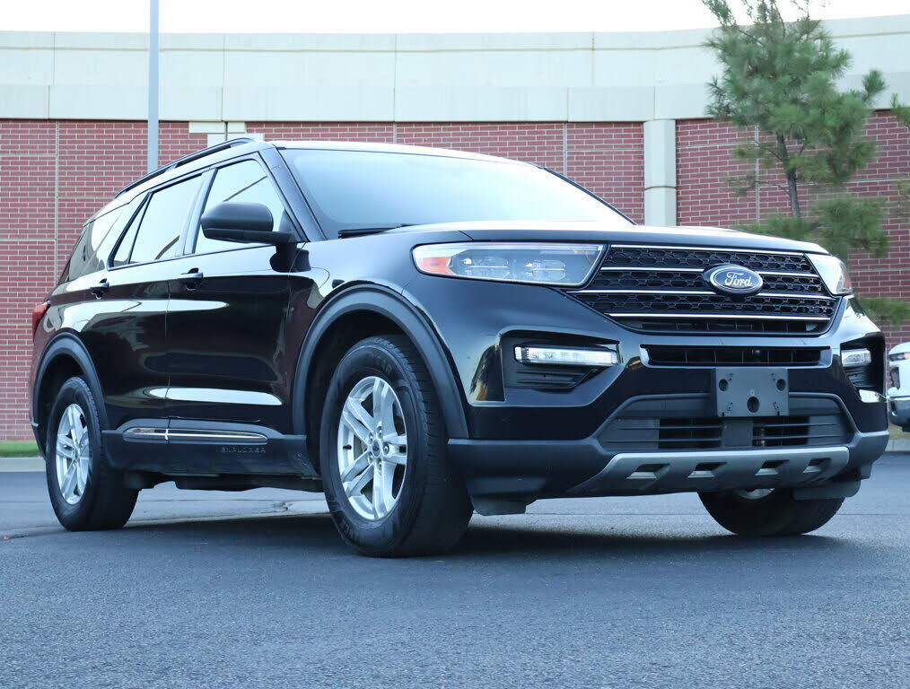 2021 FORD Explorer