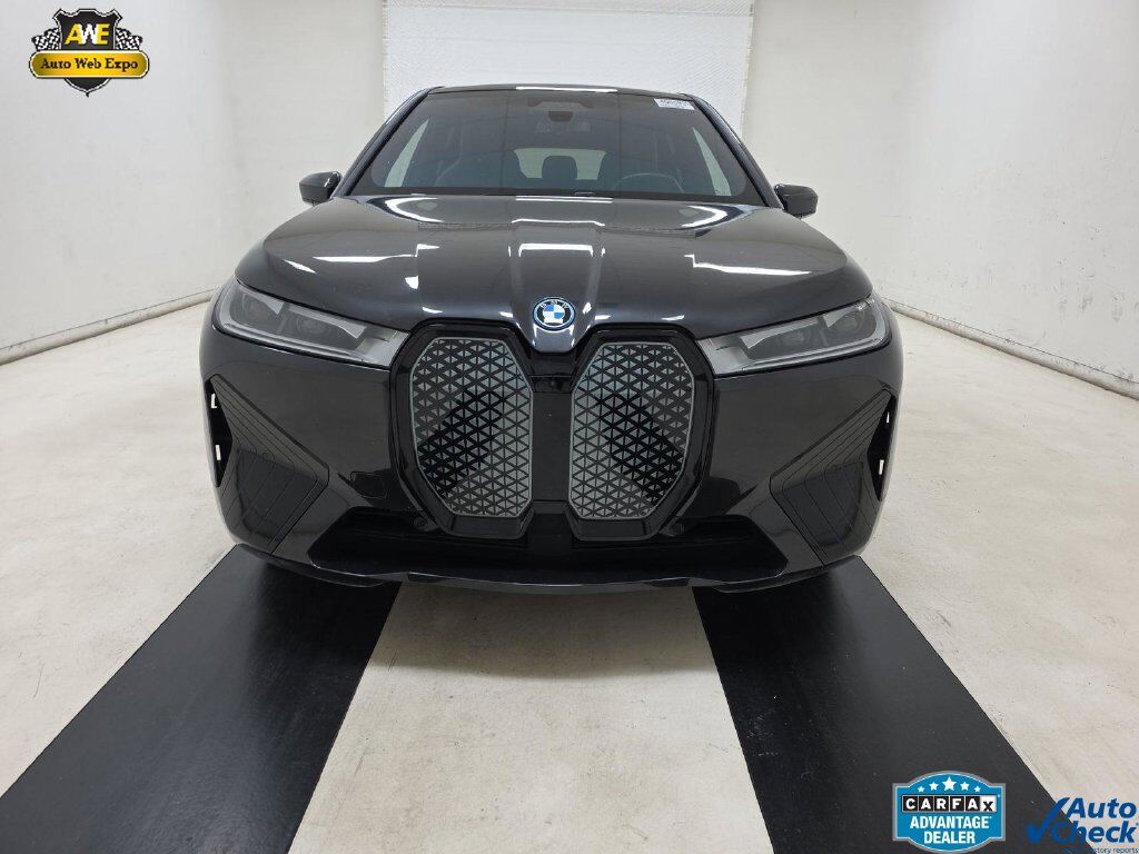 2024 BMW iX