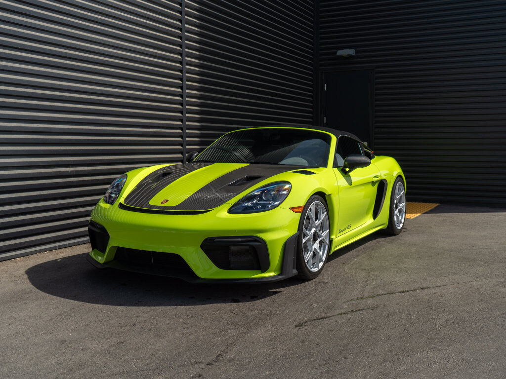 2025 PORSCHE 718