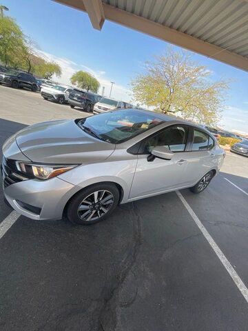 2023 NISSAN Versa