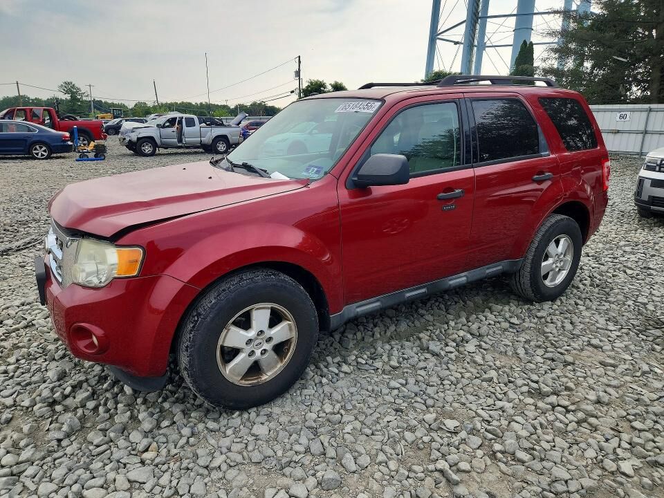 2011 FORD Escape
