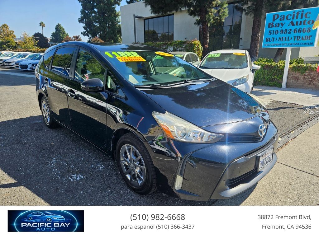 2015 TOYOTA Prius
