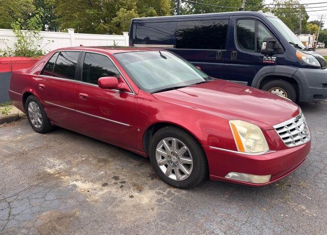 2009 CADILLAC DTS