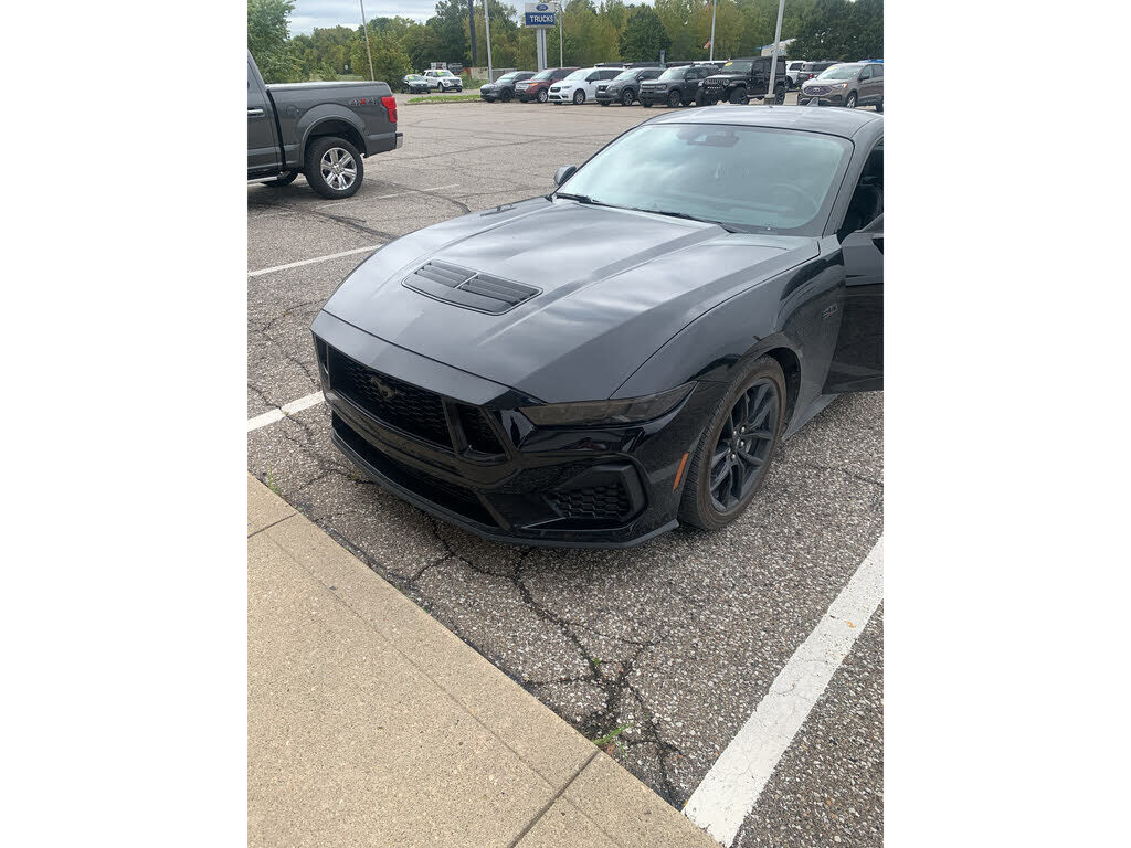 2024 FORD Mustang