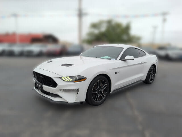 2020 FORD Mustang