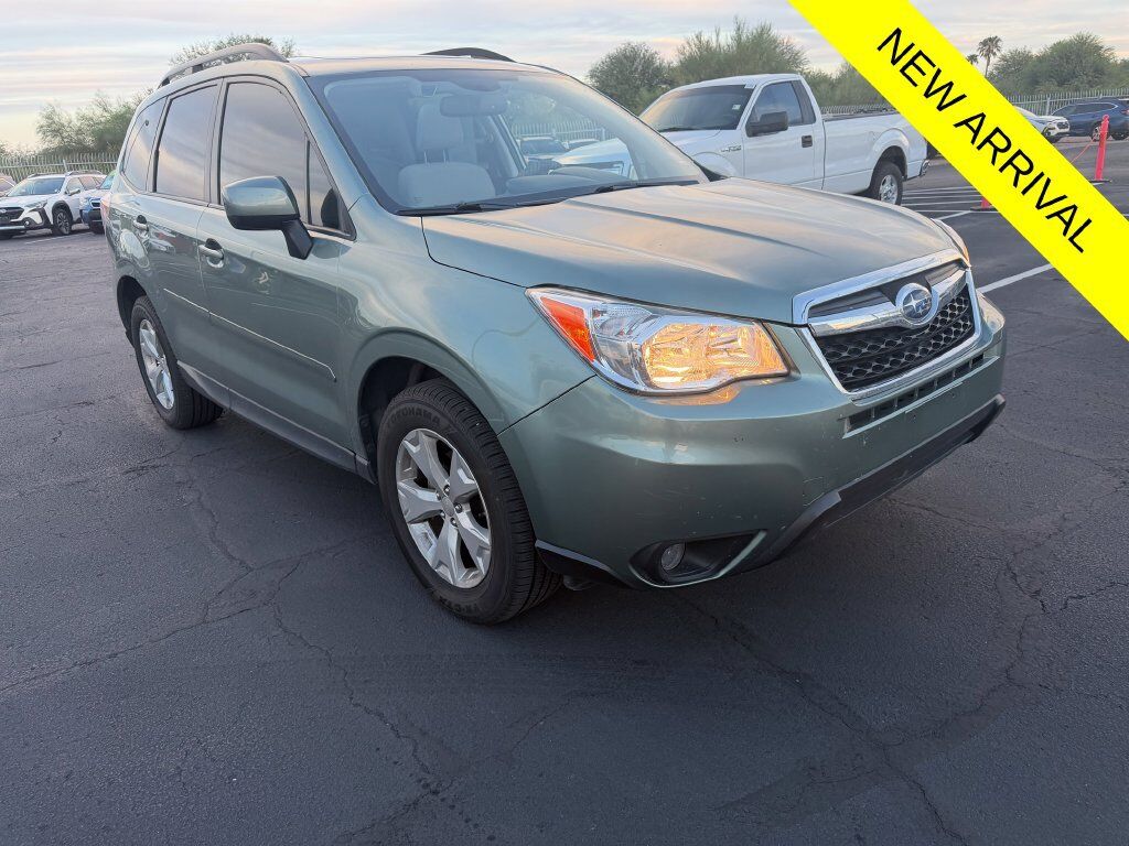 2016 SUBARU Forester
