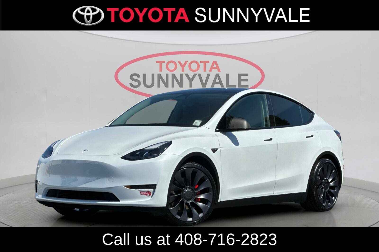 2024 TESLA Model Y