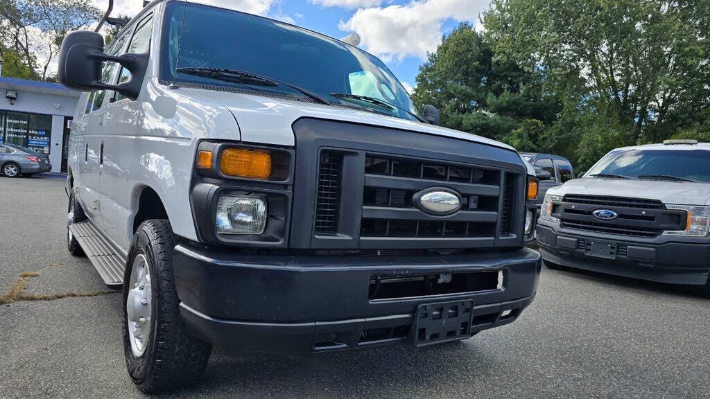 2014 FORD E-350